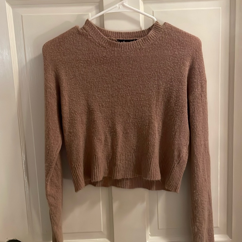 Olivaceous brown sweater size small
